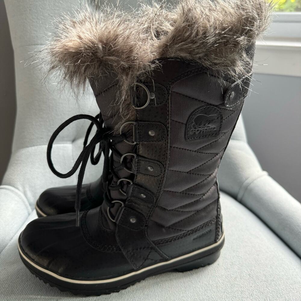 SOREL Women's Tofino II Waterproof Insulated Winter Boot with Faux Fur Cuff 6 - Picture 4 of 14